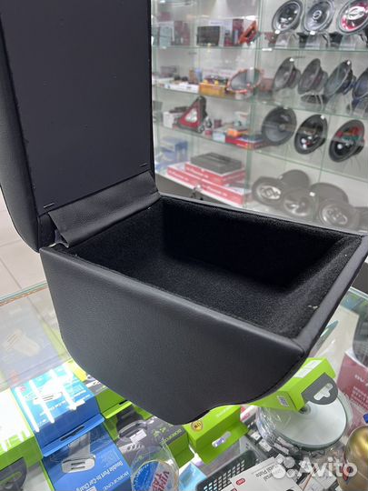 Подлокотник ford focus 2