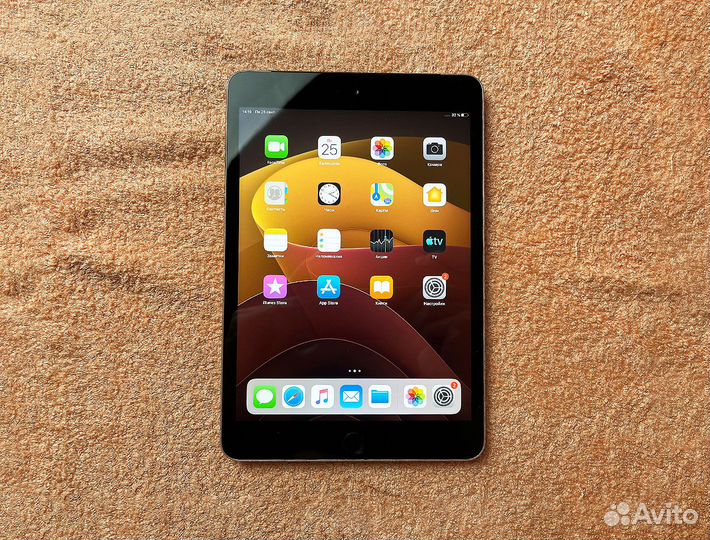 Планшет Apple iPad mini с симкой