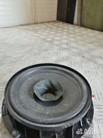 Динамик передний левый Volkswagen Polo 614 cfna