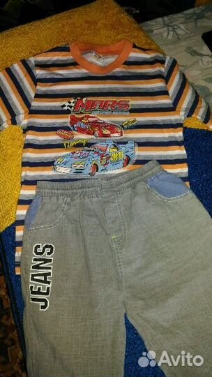 Футболка и бриджи