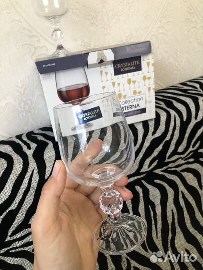 Бокалы для вина новые