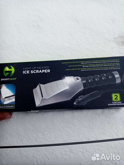 Скребок с подогревом и подсветкой 12в