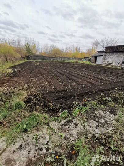 Вспашка земли мотоблоком