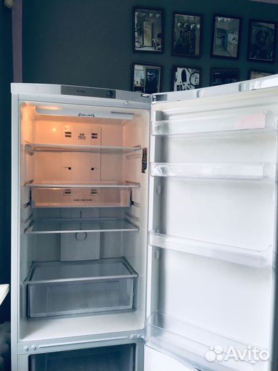 Холодильник Hotpoint Ariston No Frost бу гарантия