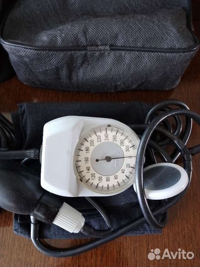 Тонометры 2 шт
