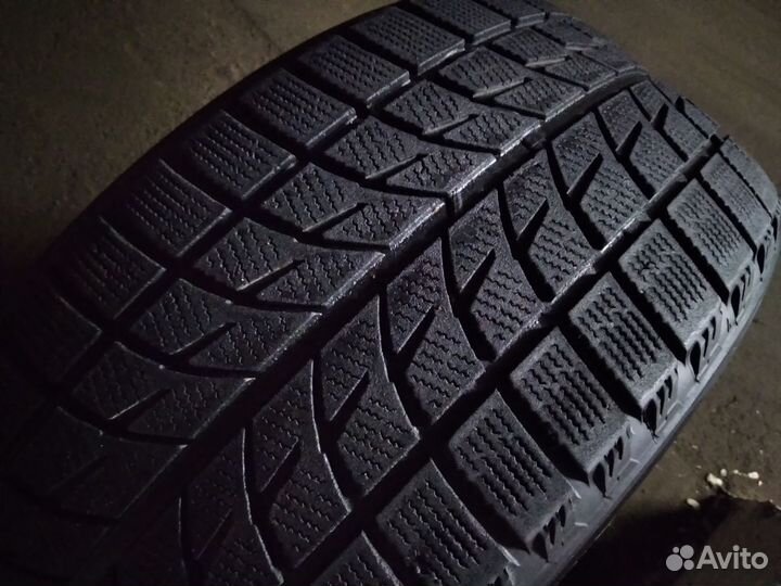 Bridgestone Blizzak WS-60 245/50 R18 100R