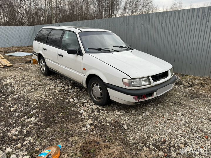 Volkswagen Passat 1.8 МТ, 1994, 200 000 км