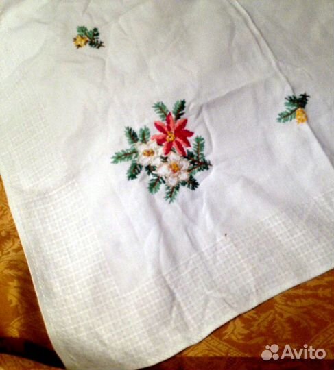 Вышитая столешница, х\б 100