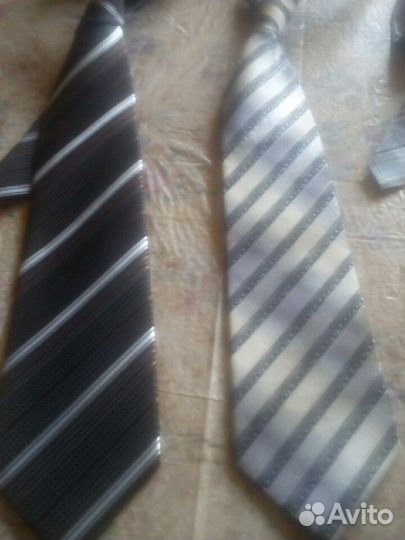 Мужской галстук