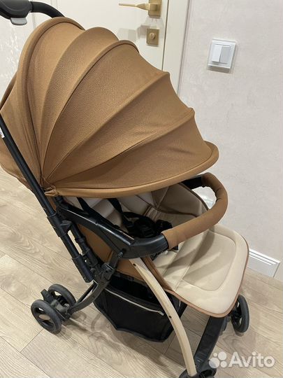 Прогулочная коляска с перекидной ручкой бу