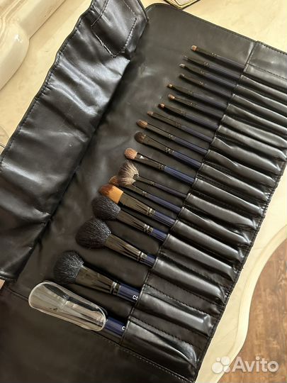 Кисти для макияжа