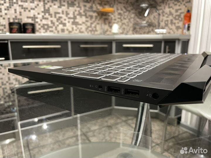 HP Pavilion Gaming 15 1650 Ti i5 10300H 16 512