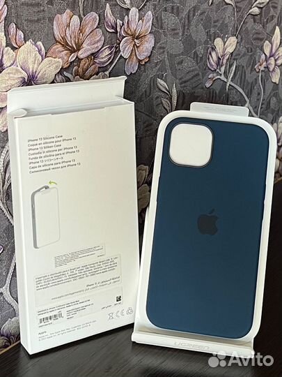 Чехол на iPhone 13 silicone case