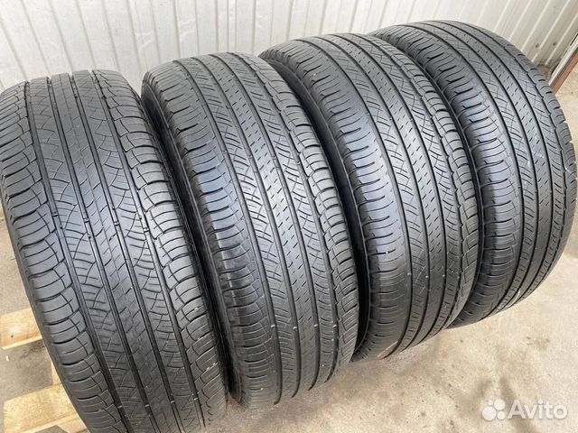 Michelin Latitude Tour HP 215/65 R16