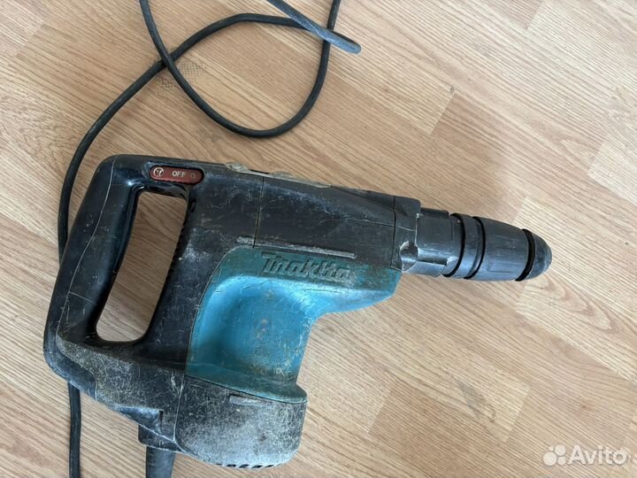 Перфоратор makita HR 4001c