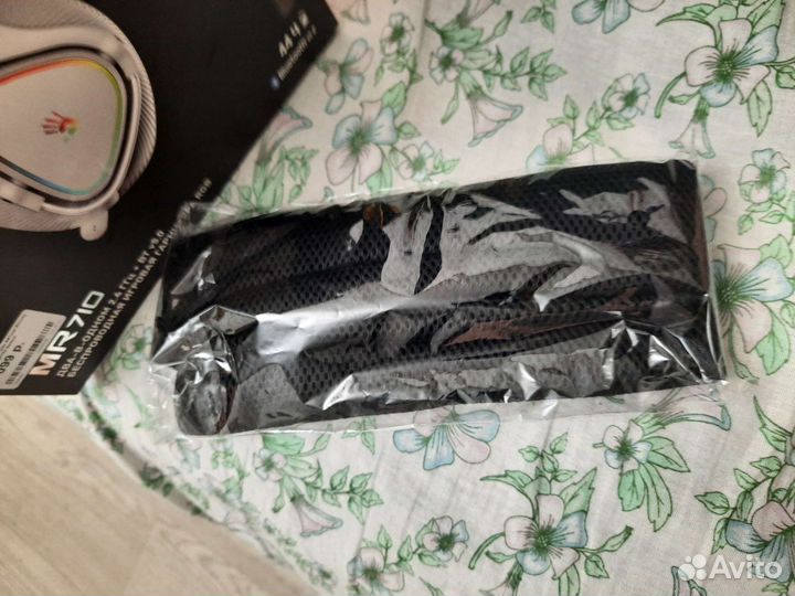 Беспроводные наушники bloody mr710