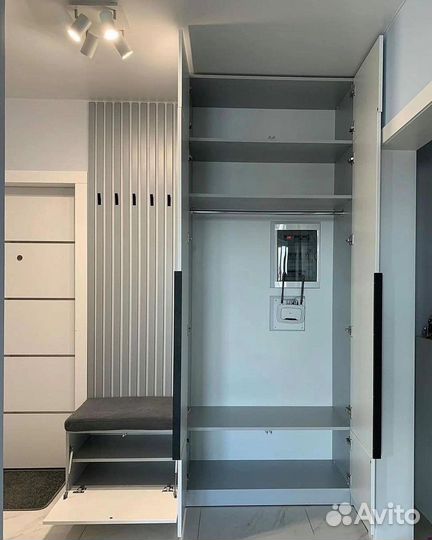 Шкаф в прихожую