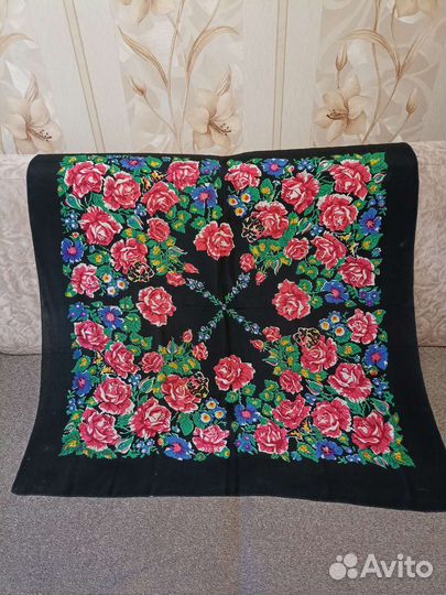 Платки и шарфы