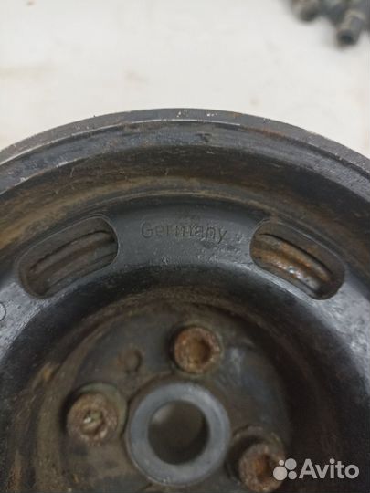 Шкив коленвала Volkswagen Passat B5 plus AWT