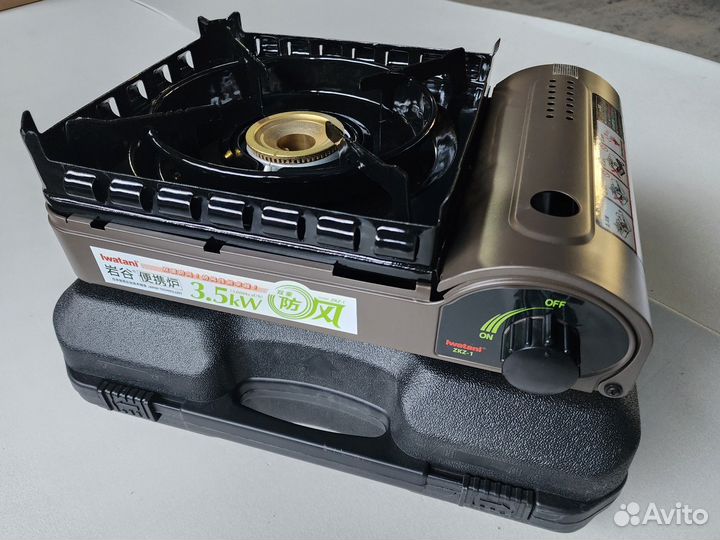 Портативная газовая плита Iwatani с ветрозащитой