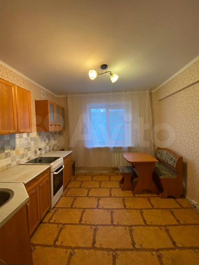 2-к. квартира, 52 м², 3/5 эт.