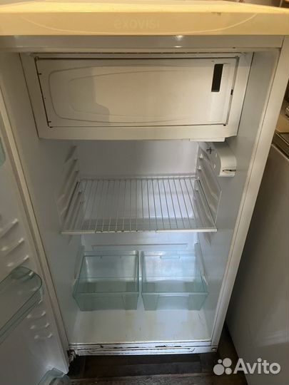 Холодильник в хорошем состоянии