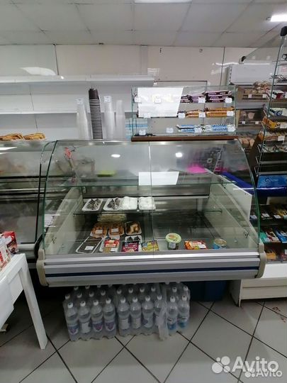Холодильные витрины бу