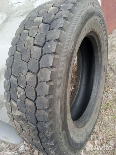 Шины 215 75 17.5 бу