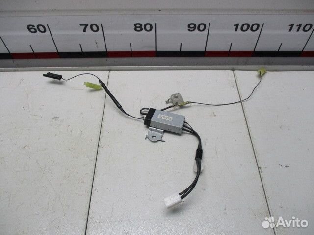 Антенна Toyota Camry XV50/XV55