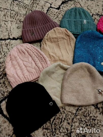 Шапки и шарфы женские пакетом