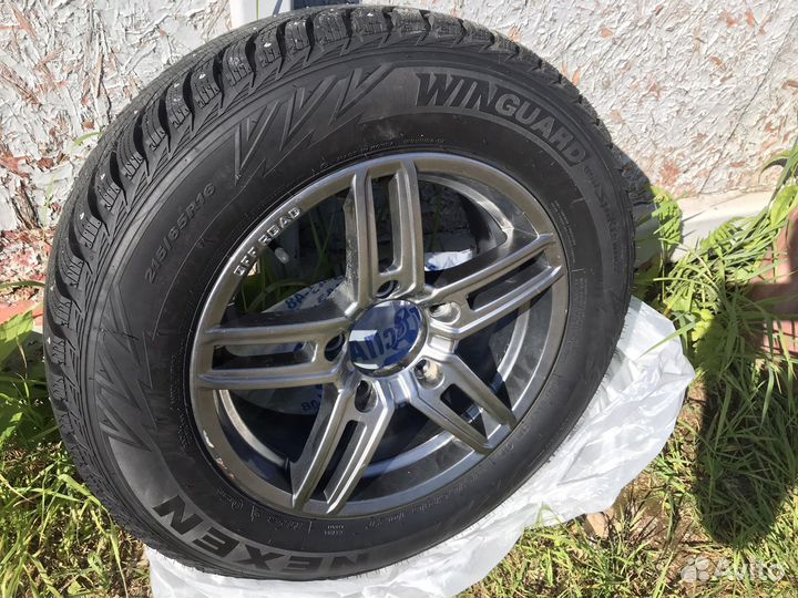 Nexen Winguard 215/65 R16