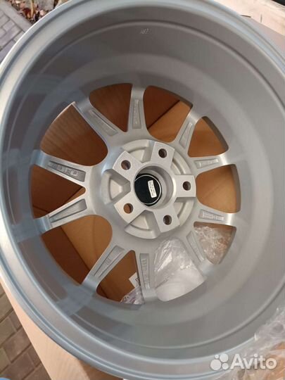 Литьё новое NZ r-16 (5x112) 4 шт