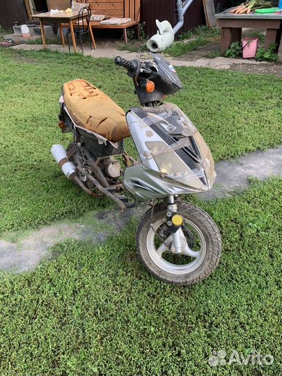 Скутер 50 кубов