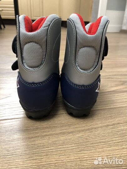 Лыжные ботинки р.31