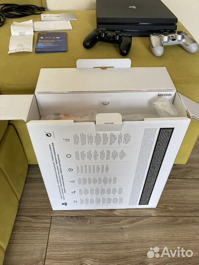 Sony playstation 4 PS4 pro 1tb