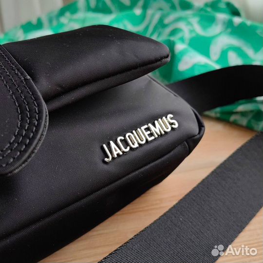 Сумка багет Jacquemus