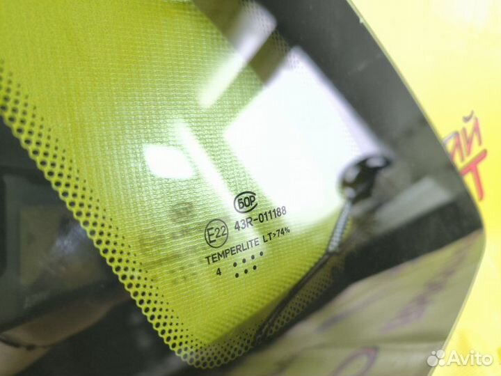 Форточка левая Лада Гранта Датсун седан