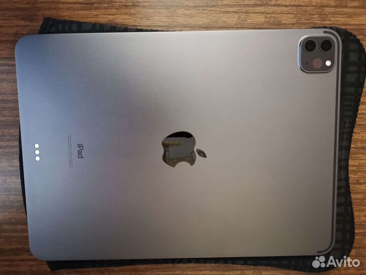 iPad pro 11 2020 1TB