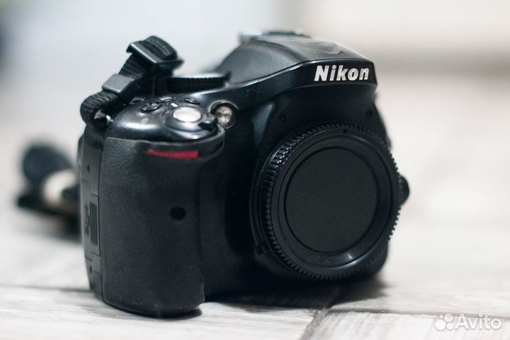 Зеркальный фотоаппарат Nikon D5200
