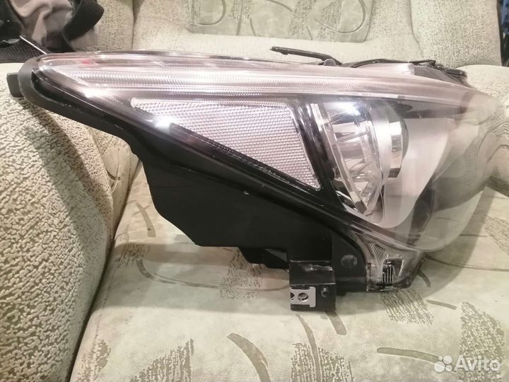 Правая фара infiniti Q50 Led (не адаптив)