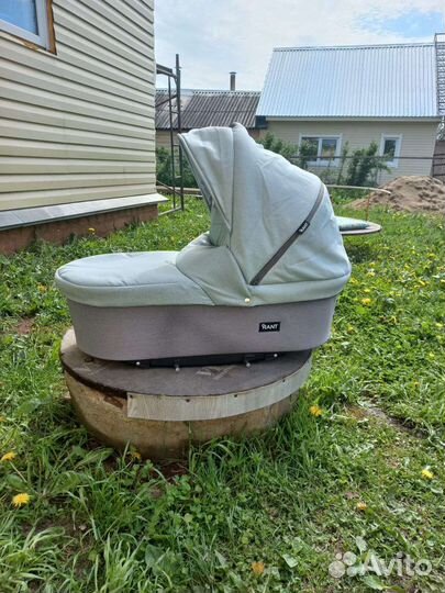 Детская коляска