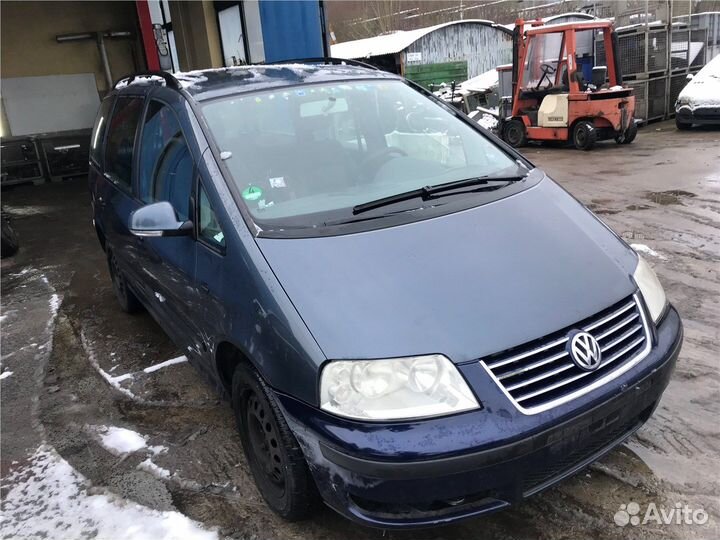 Разбор на запчасти Volkswagen Sharan