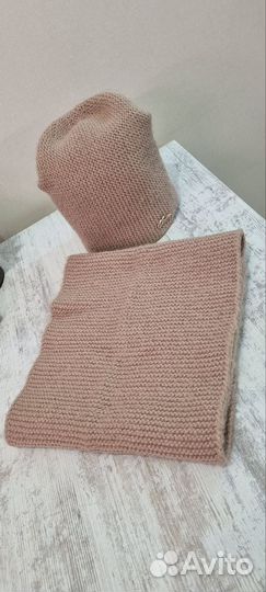 Шапки, шарфы, снуд, бактус, манишка