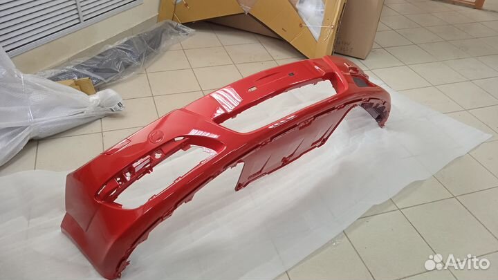 Бампер передний Opel Astra H в цвет