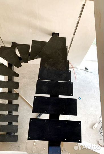 Лестница металлическая. На рынке 10 лет