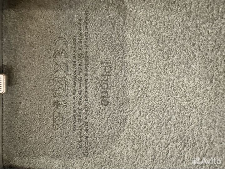 Оригинальный чехол зарядка на iPhone 11