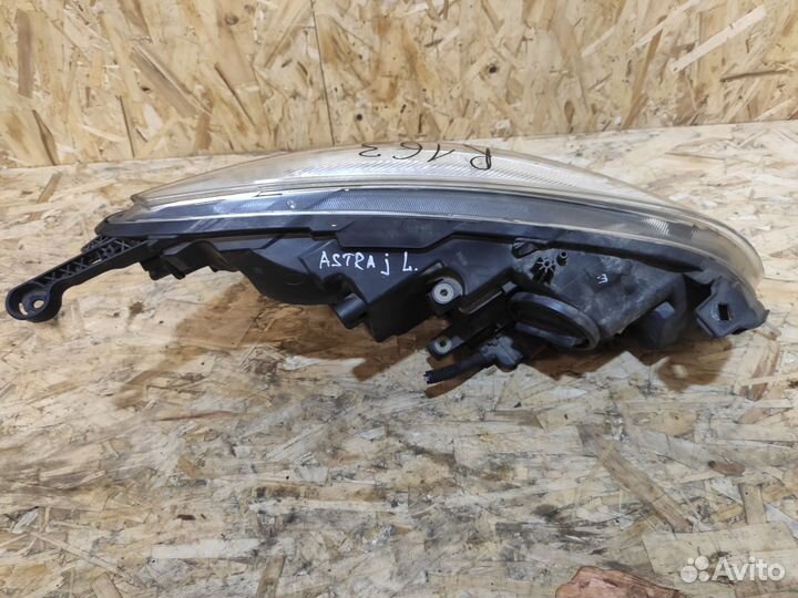 Фара левая Opel Astra J