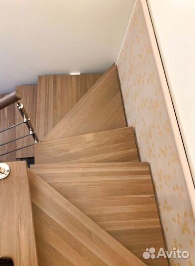 Обшивка ступеней Дубом
