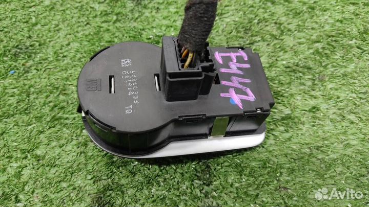 Переключатель света Opel Corsa D 2011