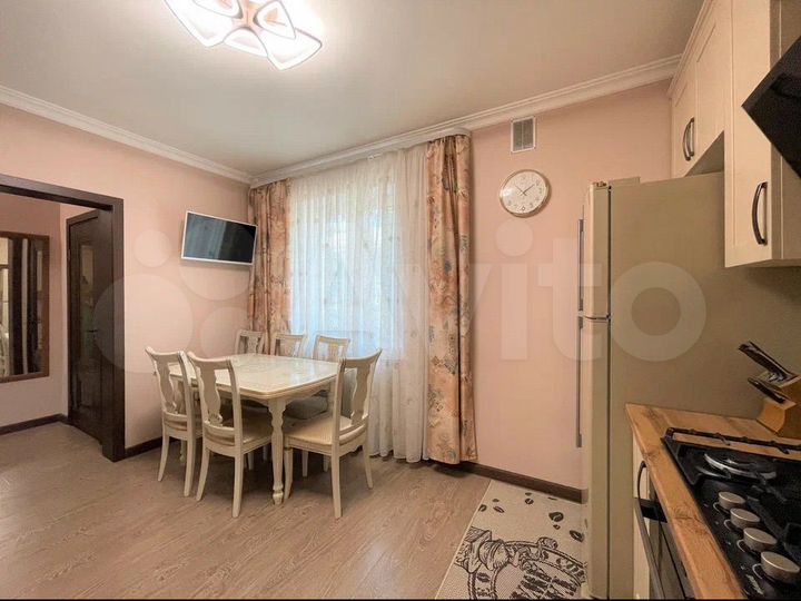 Гостиница, 1000 м²